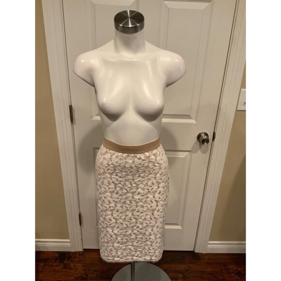 BCBG Max Azria Bess Tan & Cream Lace Overlay Pencil Skirt, Size Small - Picture 2 of 7